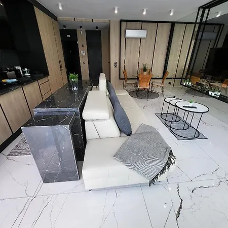Luxus Duque 公寓 *
